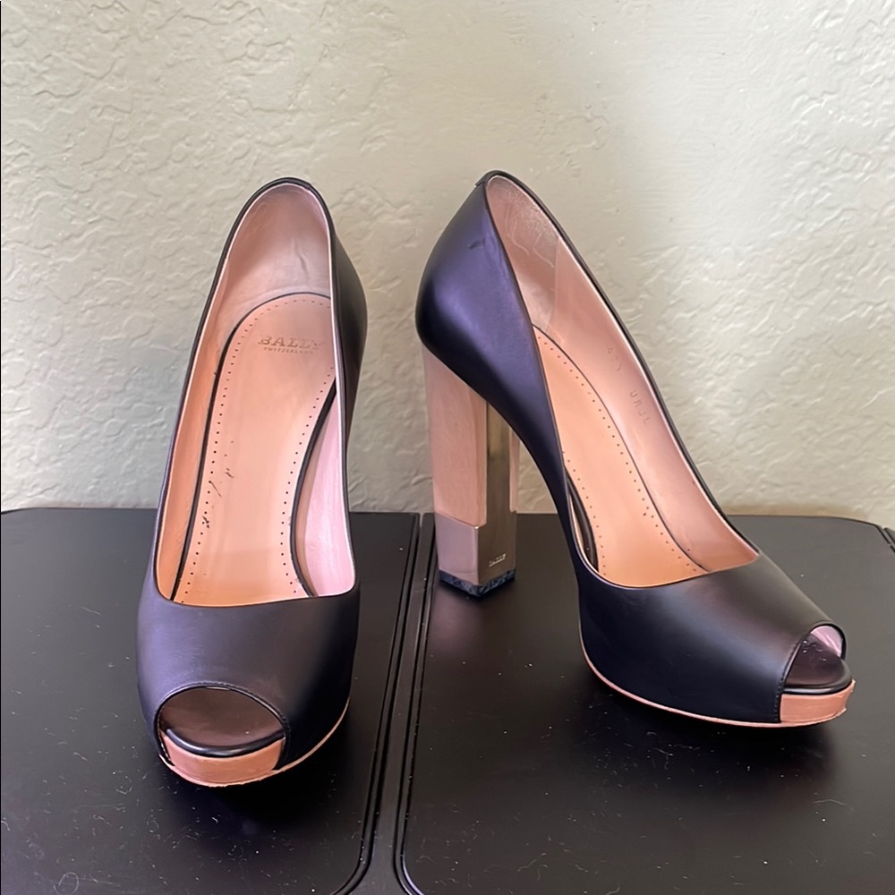 Bally Peep Toe Pumps US size 10